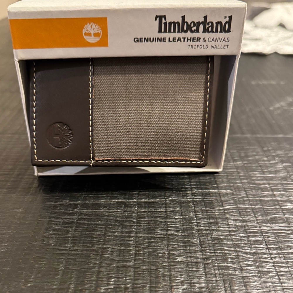 Timberland Men's Baseline Canvas and Genuine Leather Trifold Wallet NWT